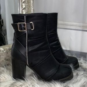 Black Chunky Block Heel Zip Up Booties